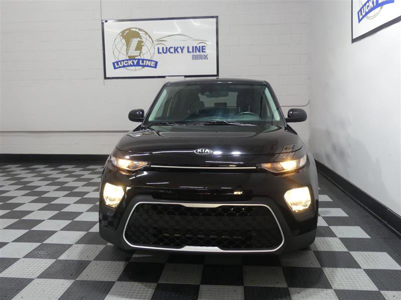 Used 2021 Kia Soul S FWD image 2