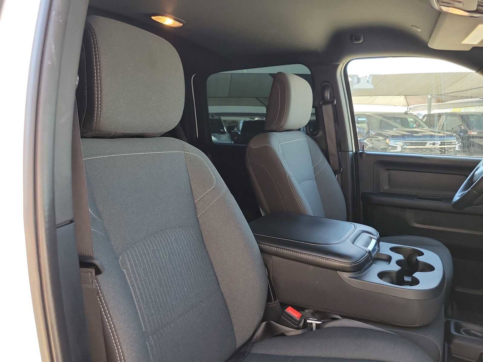 Used 2024 RAM 3500 Tradesman w/ Chrome Appearance Group image 14