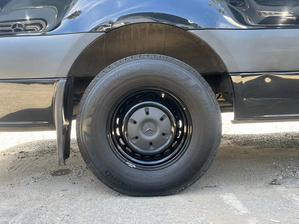 Used 2019 Mercedes-Benz Sprinter 2500 w/ Driver Convenience Package image 25