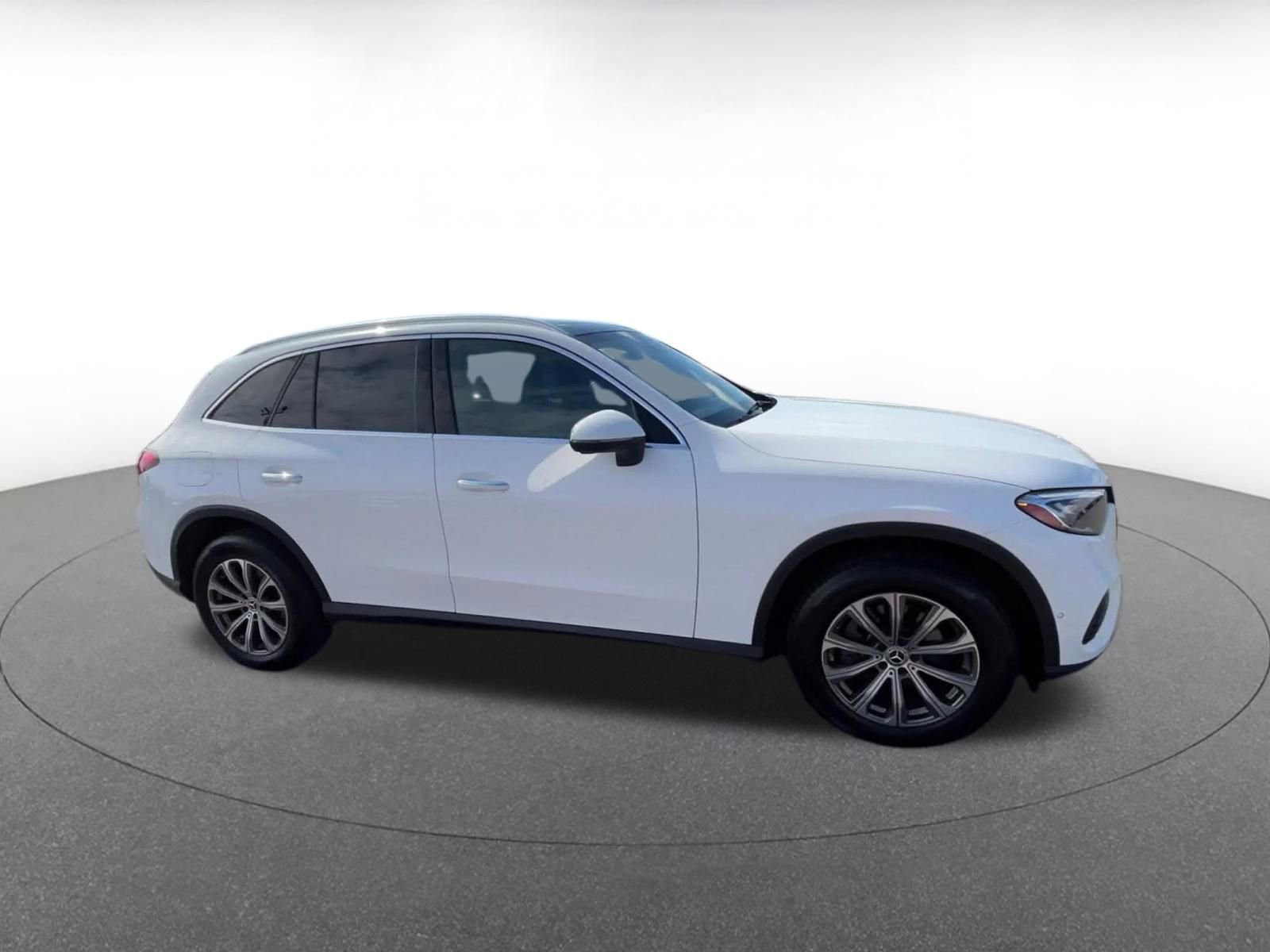 Used 2024 Mercedes-Benz GLC 300 video 2