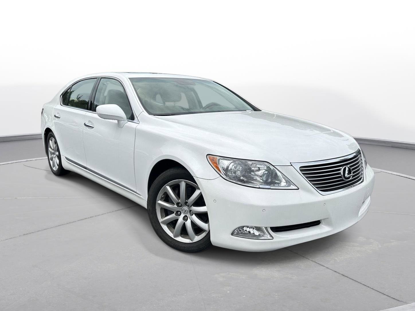 Used 2007 Lexus LS 460 L RWD image 4