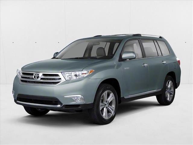 Used 2013 Toyota Highlander Plus AWD/4WD image 1