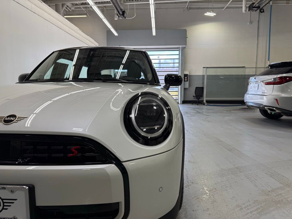Used 2025 MINI Cooper S image 9