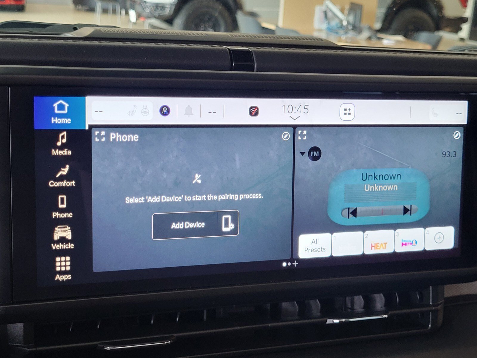 Used 2025 Jeep Wrangler Sahara image 19