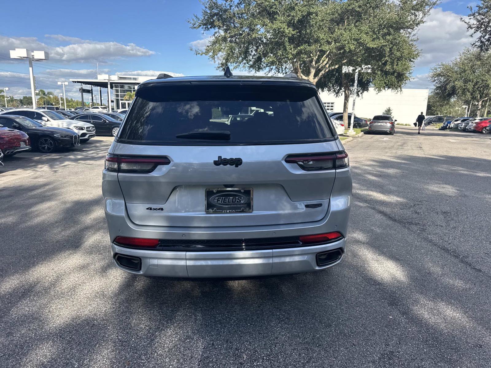 Used 2023 Jeep Grand Cherokee L Summit image 4