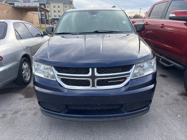 Used 2017 Dodge Journey SE w/ Flexible Seating Group image 2