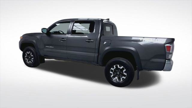 Certified 2023 Toyota Tacoma TRD Off-Road AWD/4WD image 22