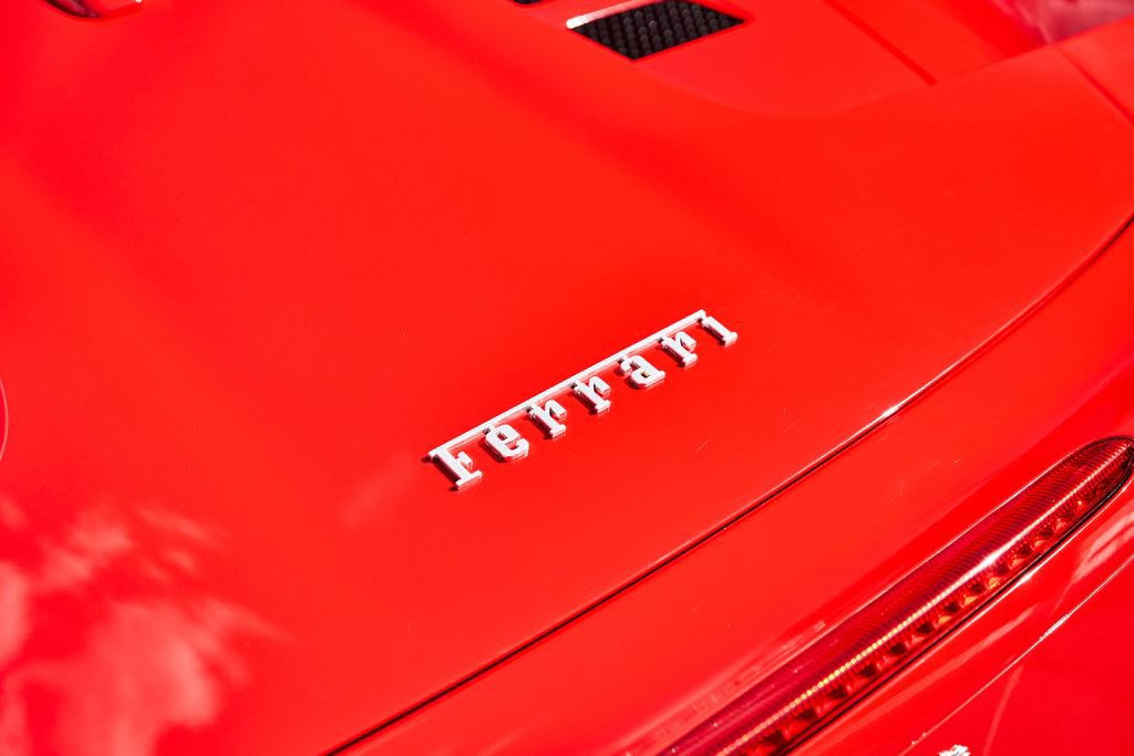 Used 2012 Ferrari 458 Spider RWD image 12