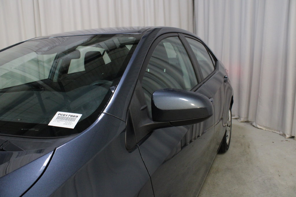 Used 2018 Toyota Corolla LE FWD image 34