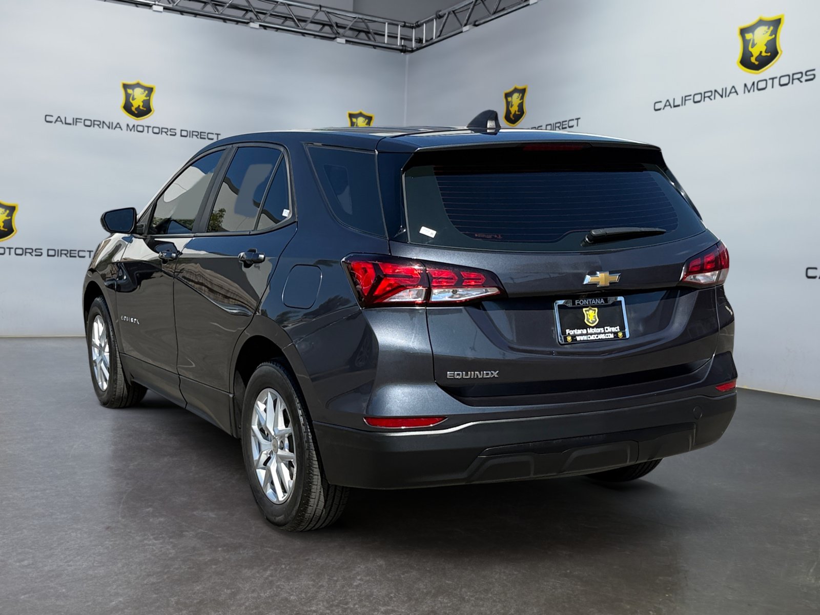 Used 2022 Chevrolet Equinox LS FWD image 3