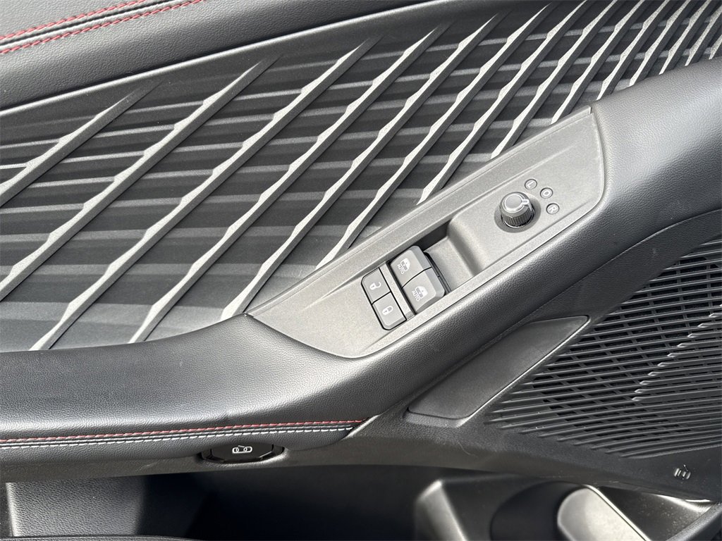 Used 2025 Dodge Charger R/T w/ Quick Order Package 25M R/T image 19