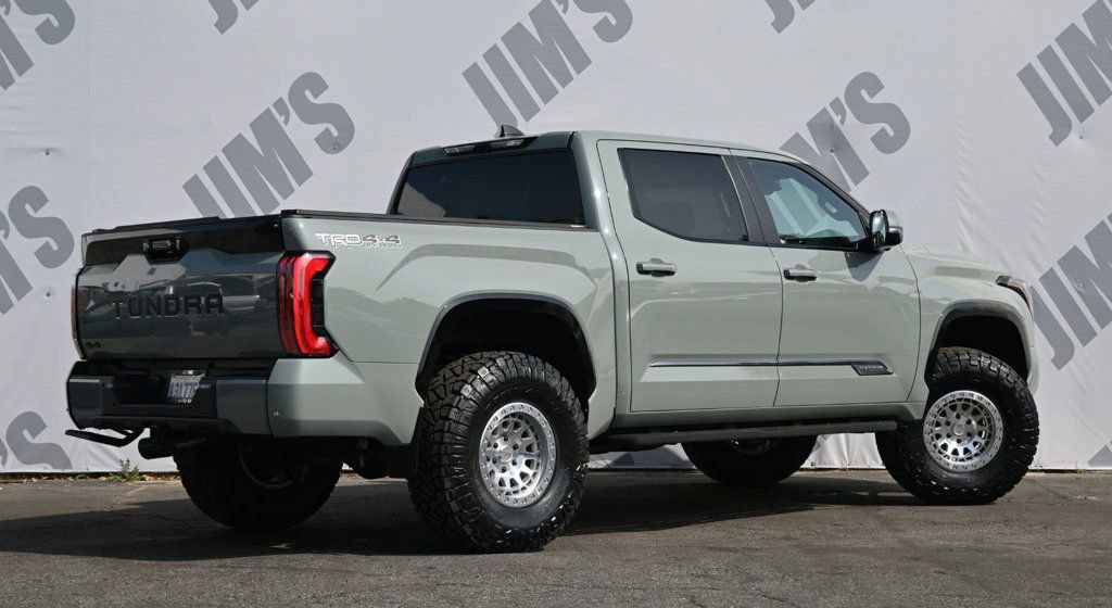 Used 2025 Toyota Tundra Platinum w/ TRD Off-Road Package AWD/4WD image 5