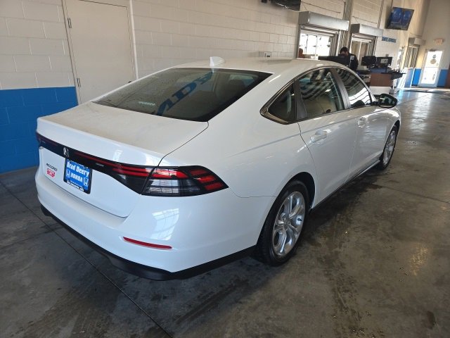 Used 2023 Honda Accord LX image 6