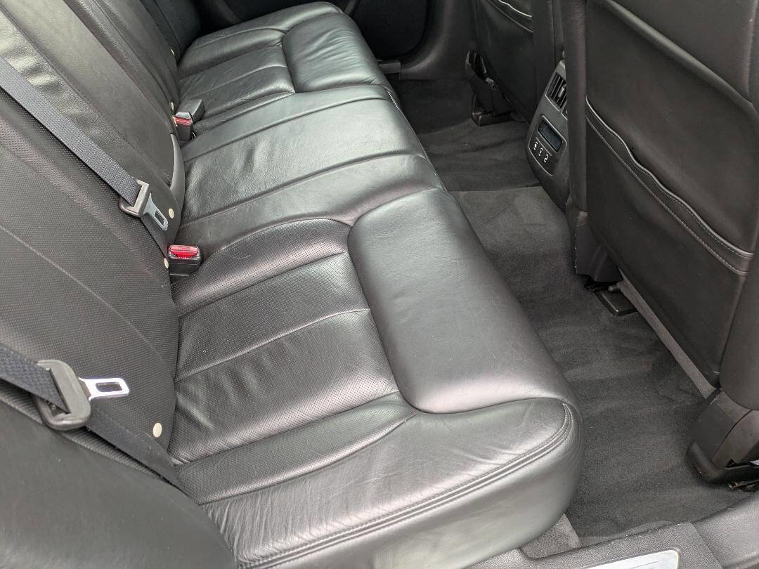 Used 2006 Cadillac DTS Performance image 12