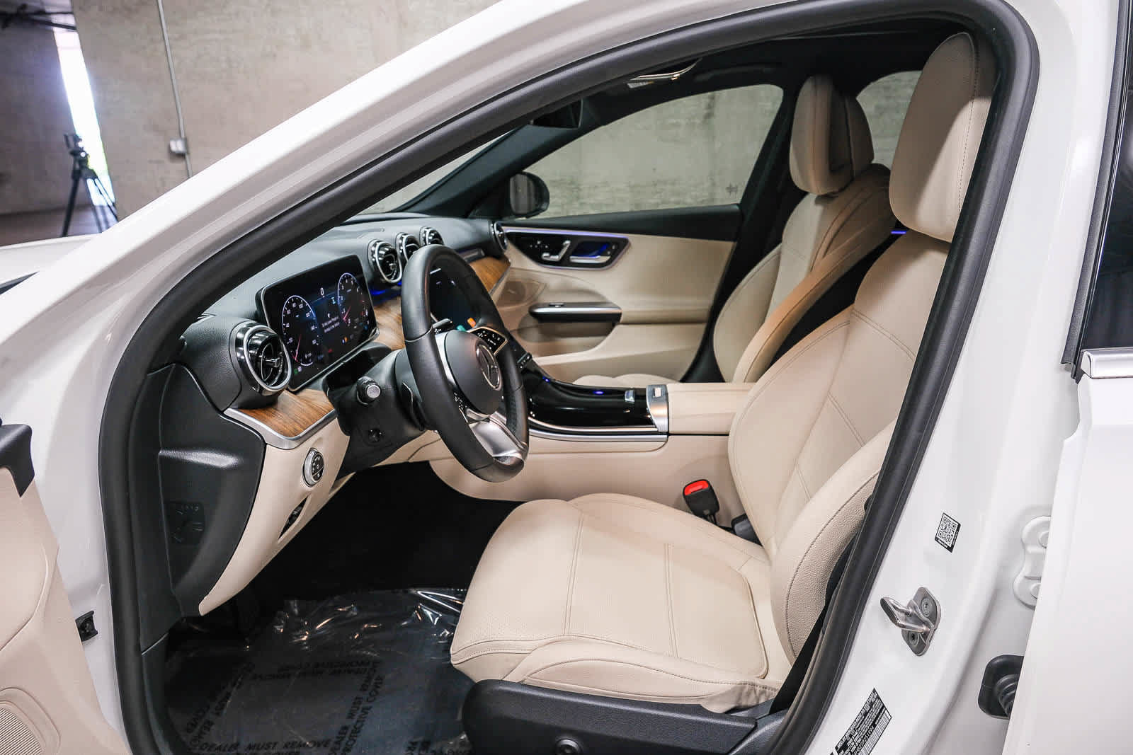 Certified 2025 Mercedes-Benz C 300 4MATIC Sedan image 22