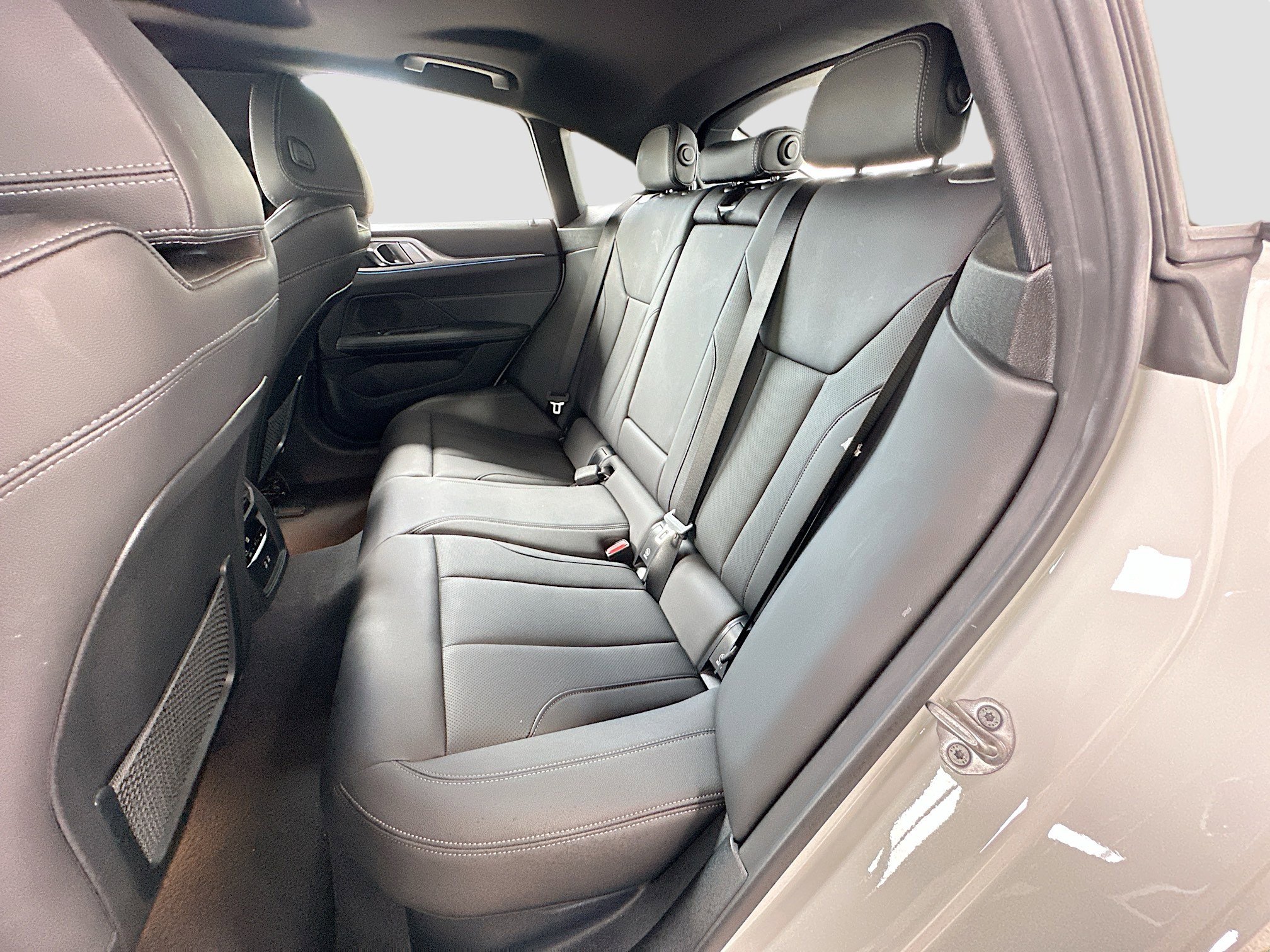 Used 2023 BMW i4 eDrive35 image 25