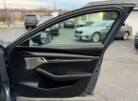 Used 2023 MAZDA MAZDA3 s image 29