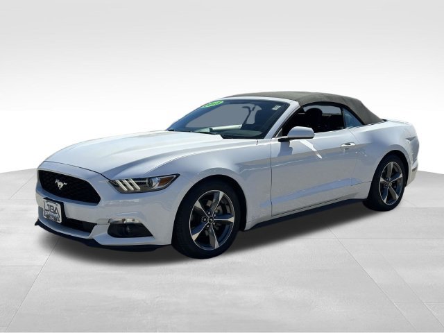 Used 2015 Ford Mustang Convertible w/ Equipment Group 051A RWD image 25