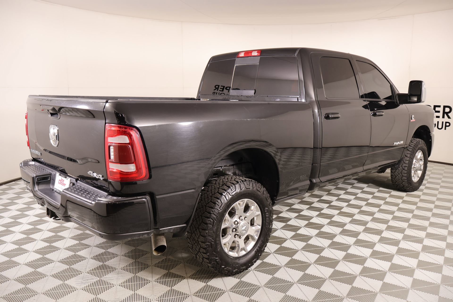 Used 2024 RAM 2500 Laramie w/ Safety Group AWD/4WD image 21
