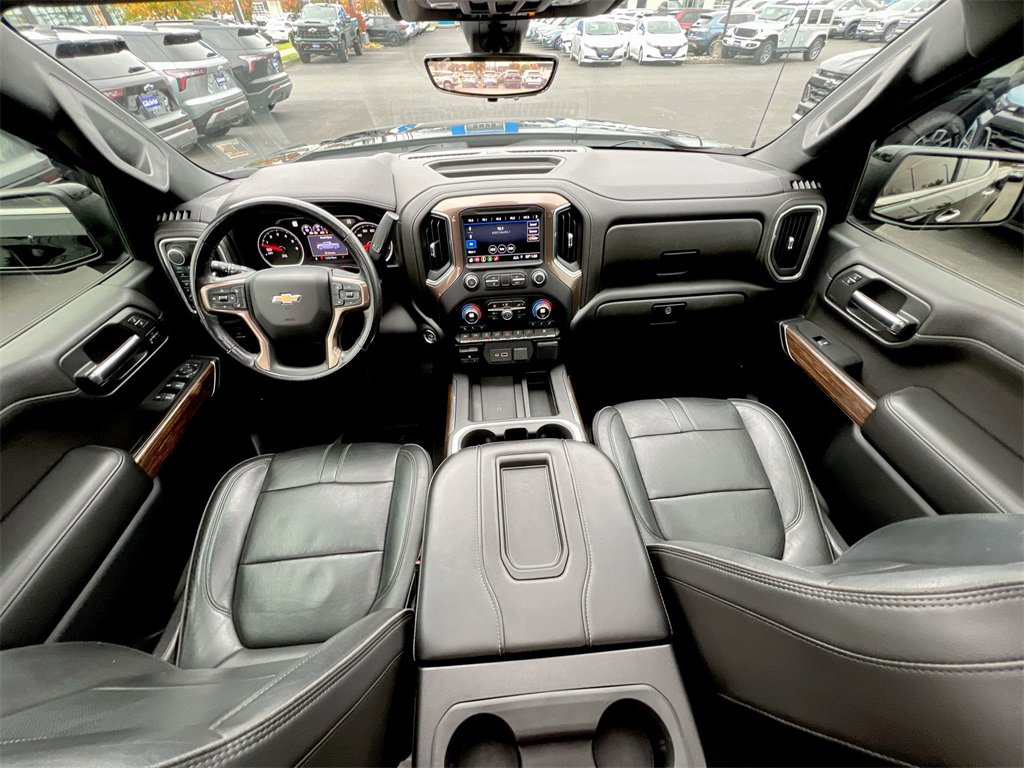 Certified 2019 Chevrolet Silverado 1500 High Country w/ Technology Package image 18