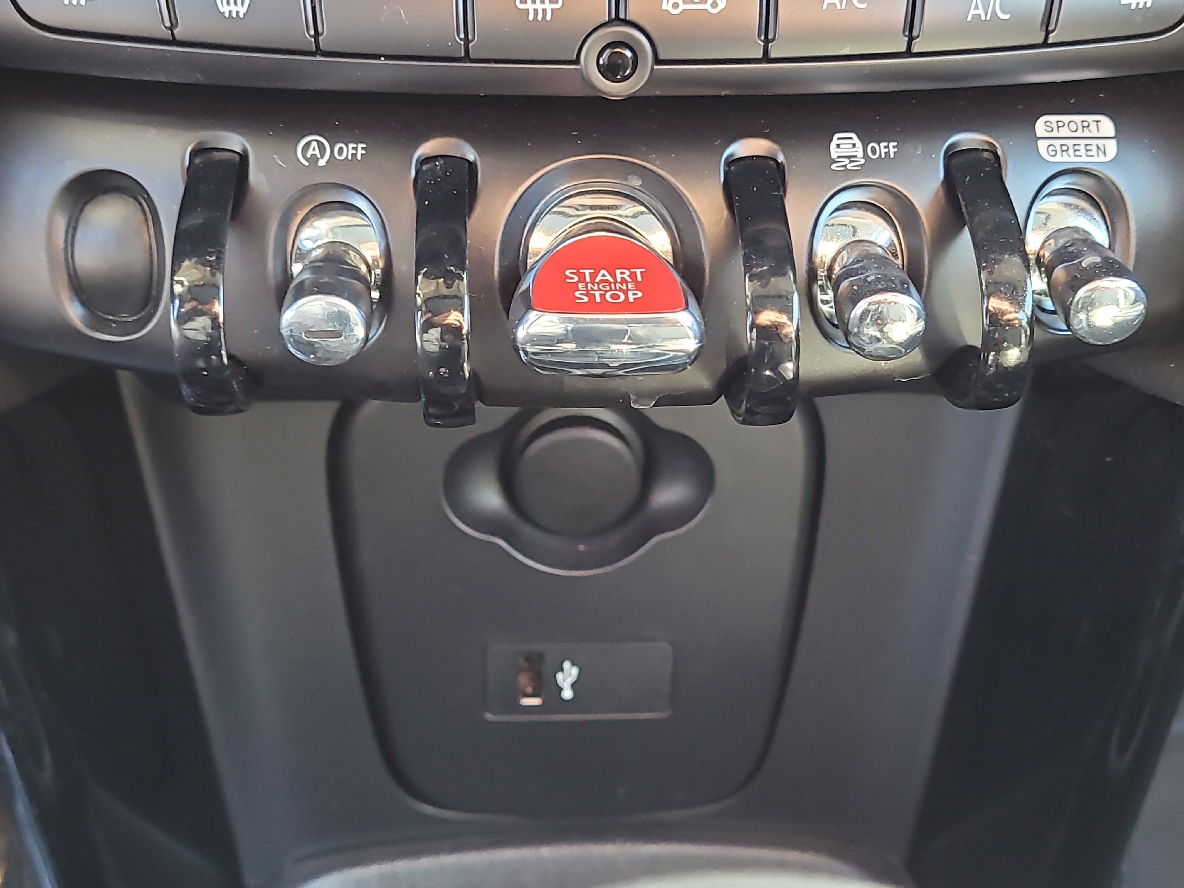 Used 2023 MINI Cooper S image 24