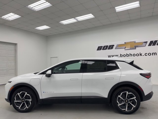 New 2026 Chevrolet Equinox EV LT image 8