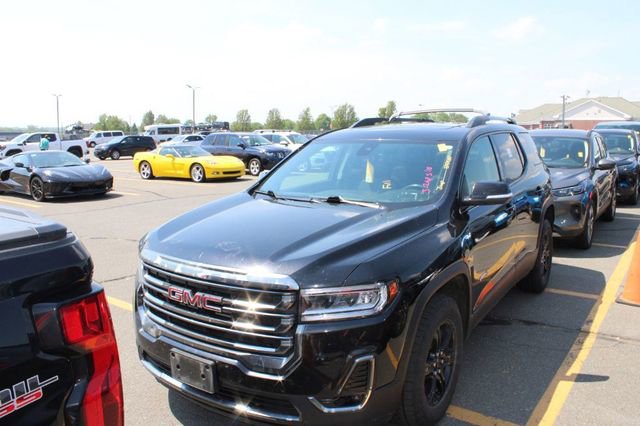 Used 2021 GMC Acadia AT4 w/ Trailering Package AWD/4WD image 2