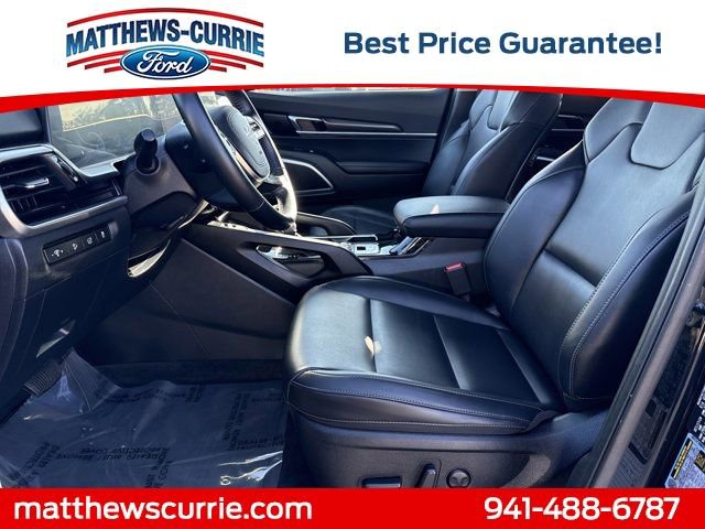 Used 2025 Kia Telluride S image 9