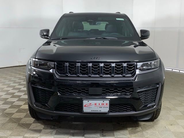 New 2026 Jeep Grand Cherokee Altitude AWD/4WD image 3