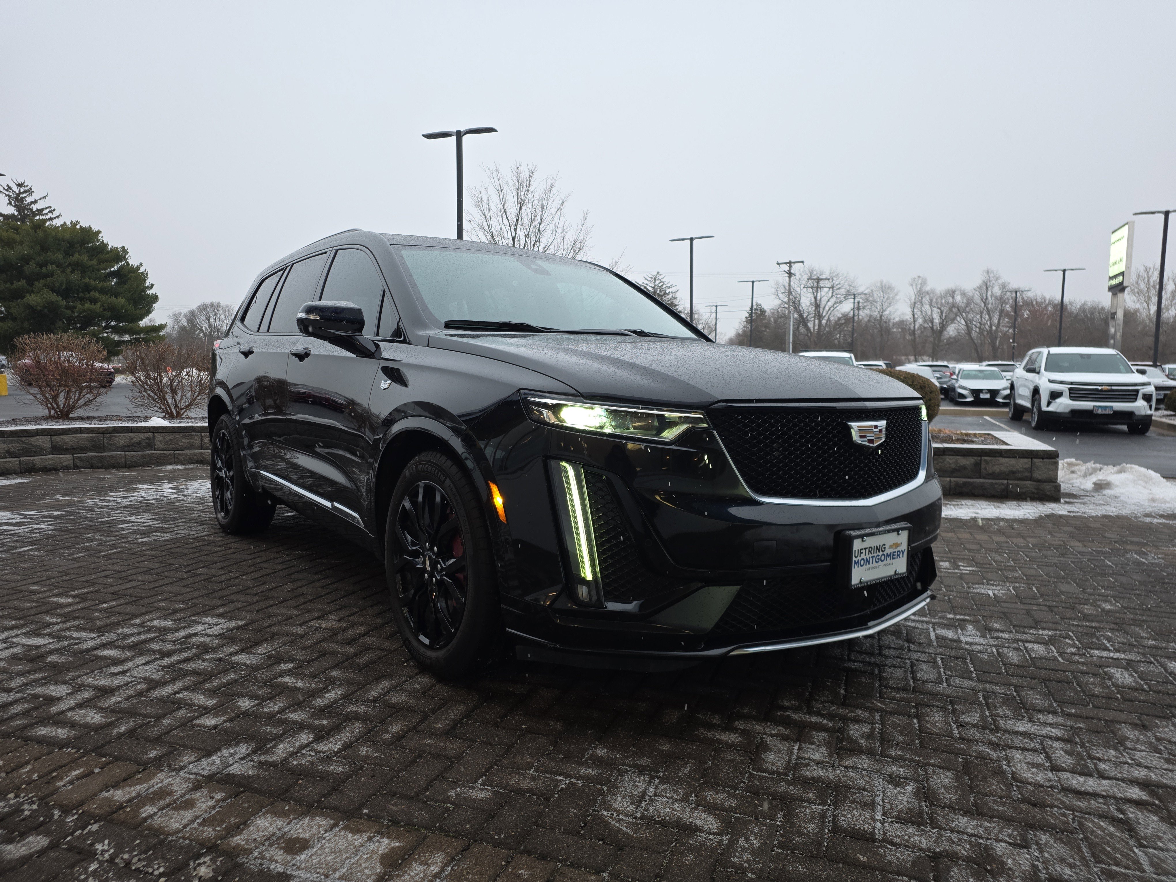 Used 2023 Cadillac XT6 Sport w/ Platinum Package image 7