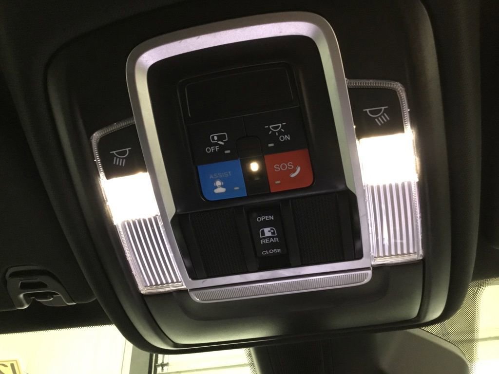 Used 2025 RAM 1500 Rebel image 34