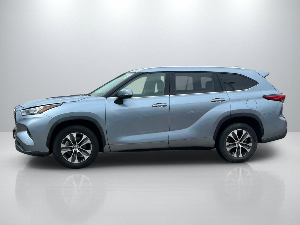 Used 2020 Toyota Highlander XLE FWD image 8