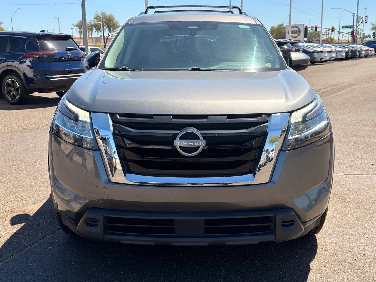 Certified 2022 Nissan Pathfinder SV FWD image 9