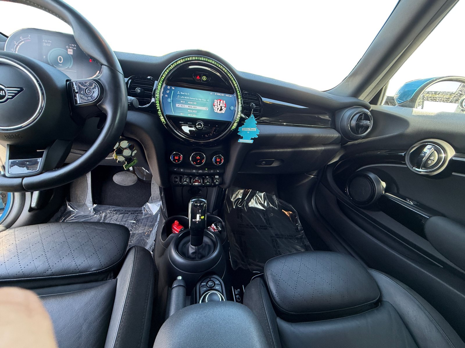 Used 2023 MINI Cooper S w/ Signature Upholstery Package FWD image 11