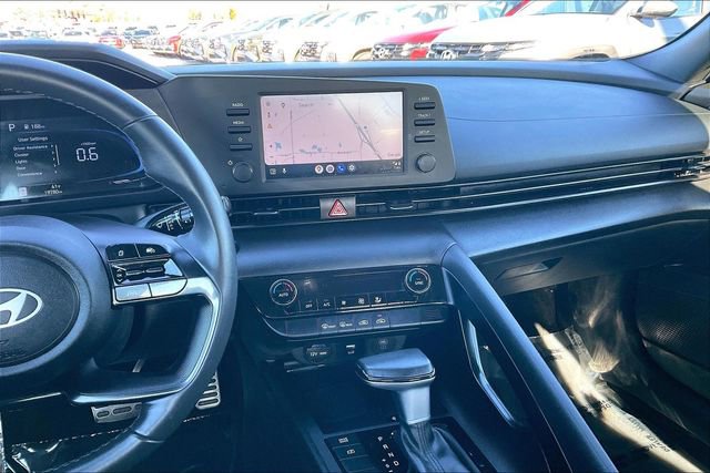 Certified 2025 Hyundai Elantra Sport w/ Cargo Package image 6