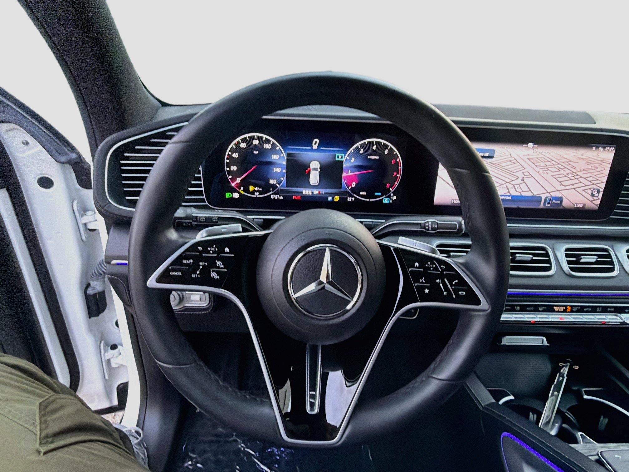Used 2024 Mercedes-Benz GLE 350 4MATIC image 8