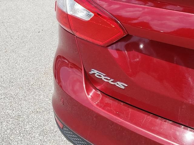 Used 2014 Ford Focus SE w/ Equipment Group 201A FWD image 13