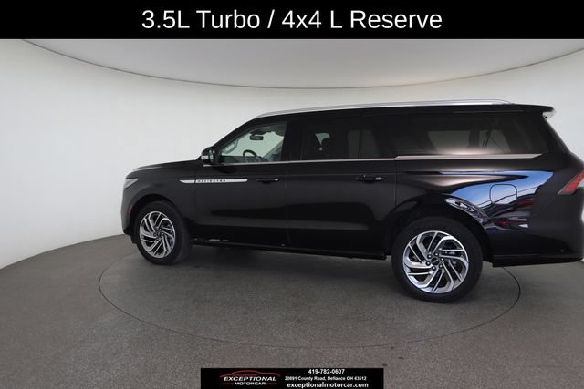 Used 2025 Lincoln Navigator L Reserve AWD/4WD image 9
