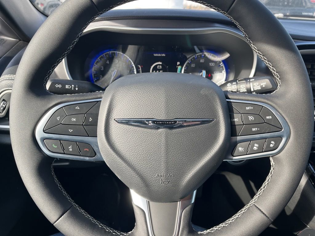 New 2026 Chrysler Pacifica Select FWD image 20