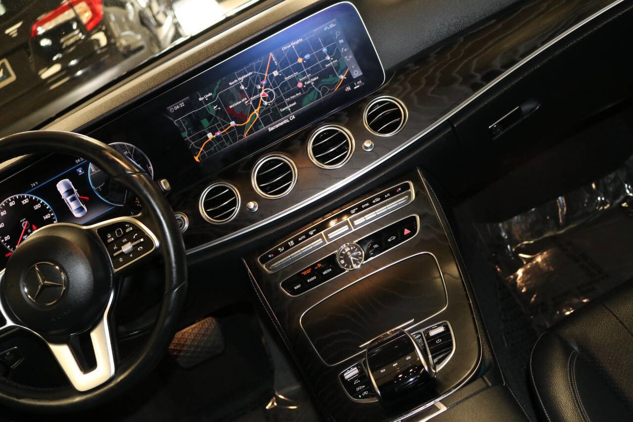Used 2020 Mercedes-Benz E 350 Sedan image 23