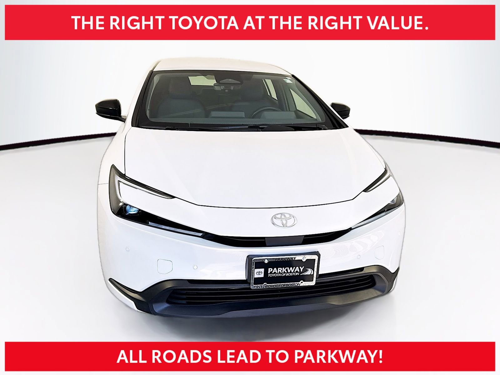 Used 2024 Toyota Prius LE AWD/4WD image 1