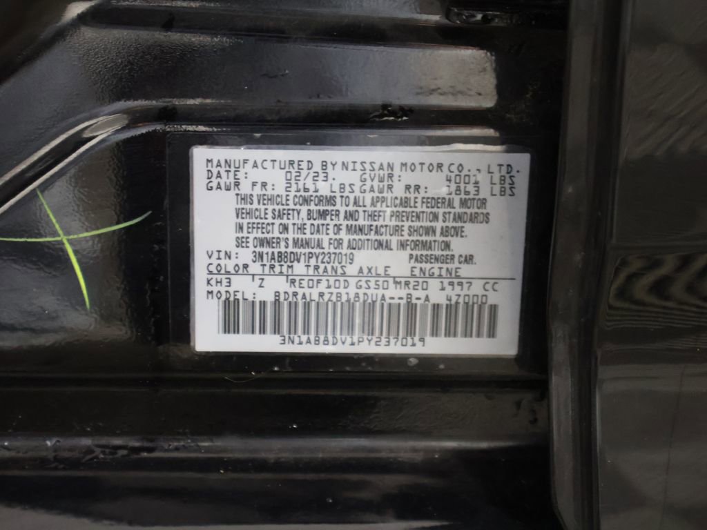 Used 2023 Nissan Sentra SR w/ Trunk Package FWD image 43