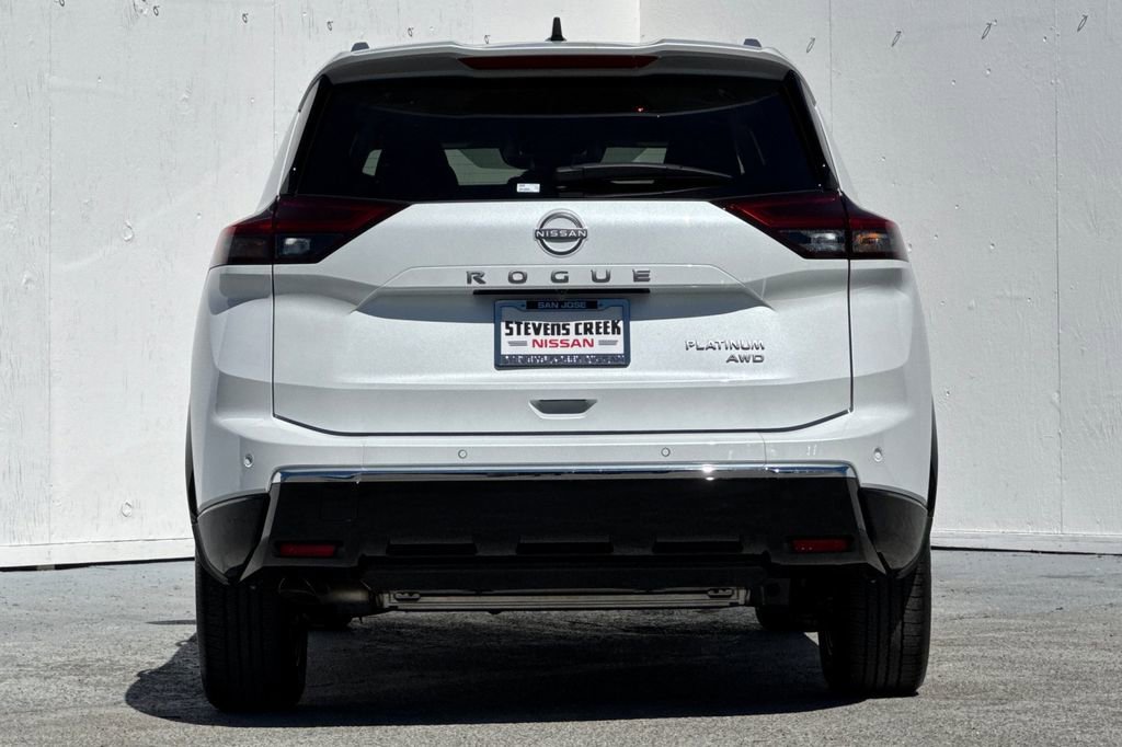 New 2026 Nissan Rogue Platinum image 5