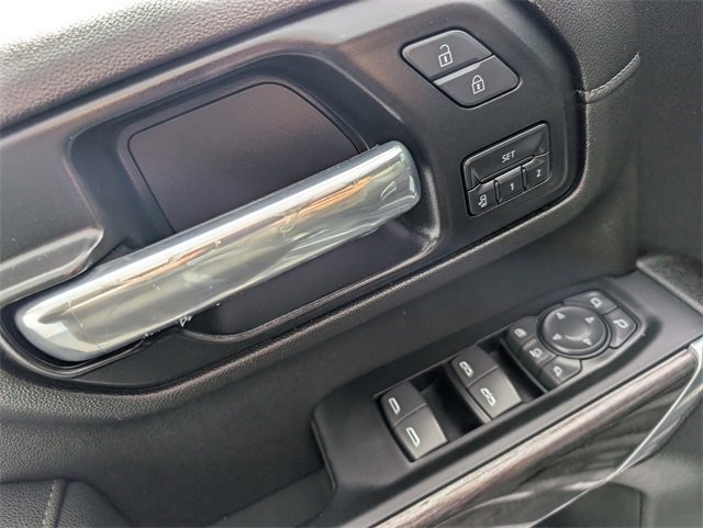 Certified 2022 Chevrolet Silverado 2500 LTZ w/ LTZ Plus Package image 12