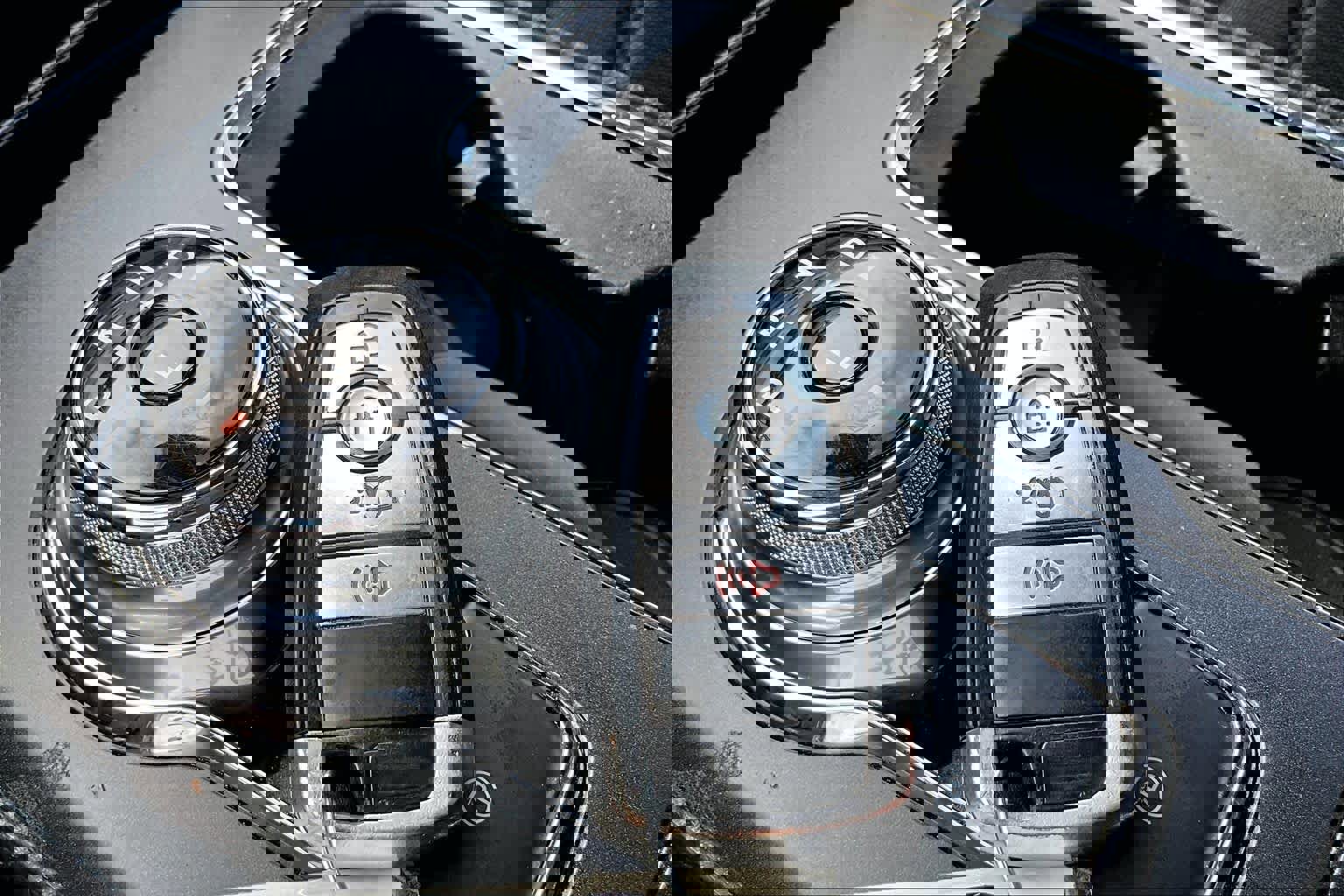 Used 2020 Ford Fusion SE image 15