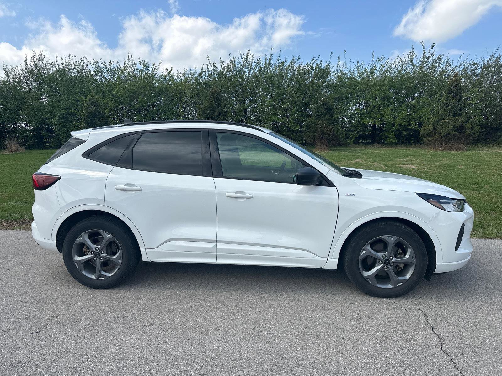 Used 2023 Ford Escape ST-Line w/ Cold Weather Package image 15