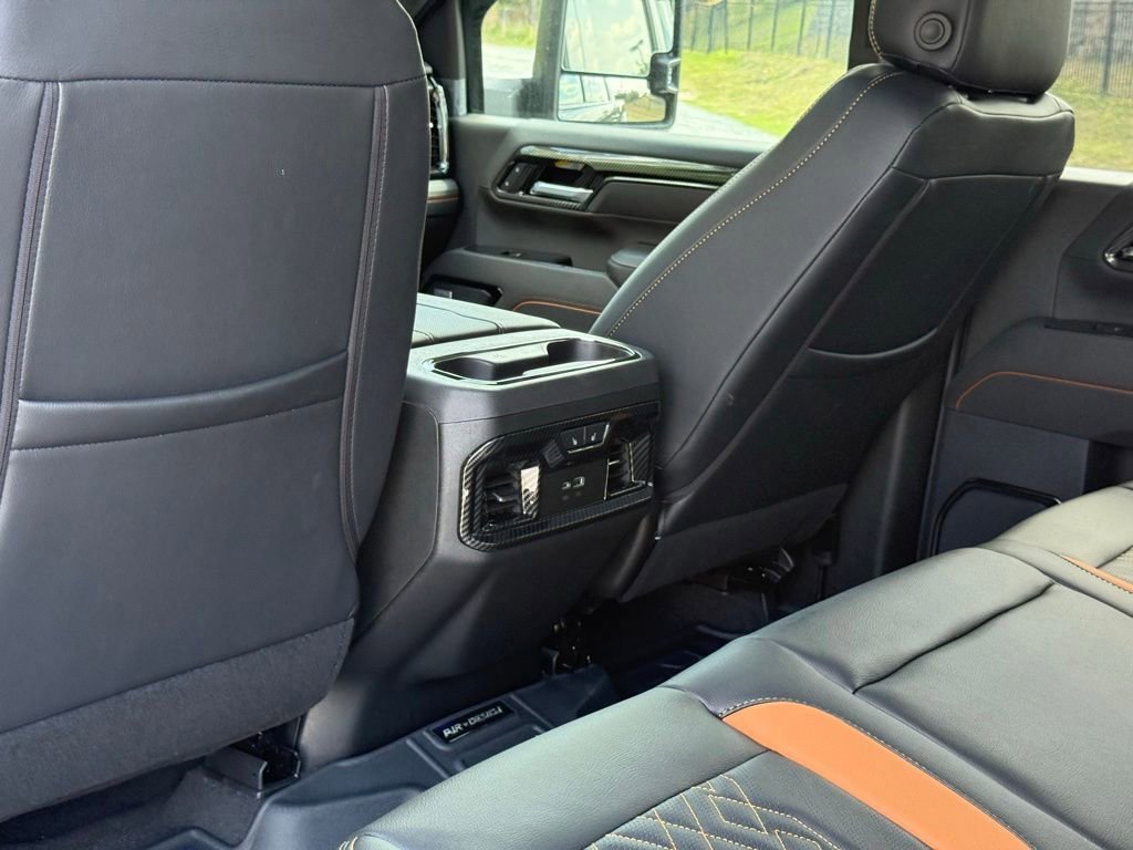 New 2026 GMC Sierra 2500 AT4 w/ Technology Package AWD/4WD image 24