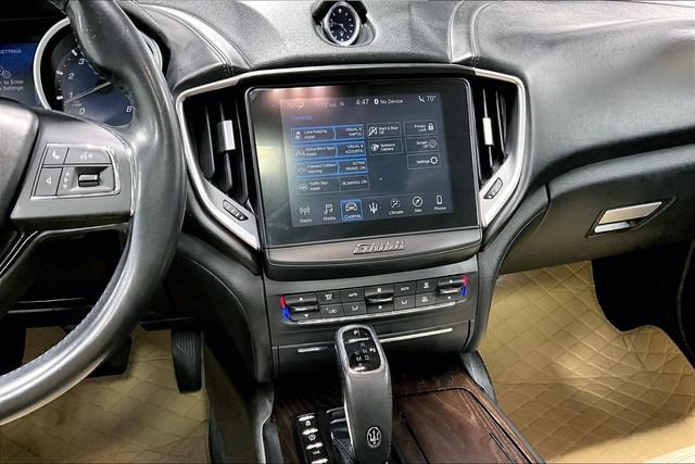 Used 2019 Maserati Ghibli RWD image 11