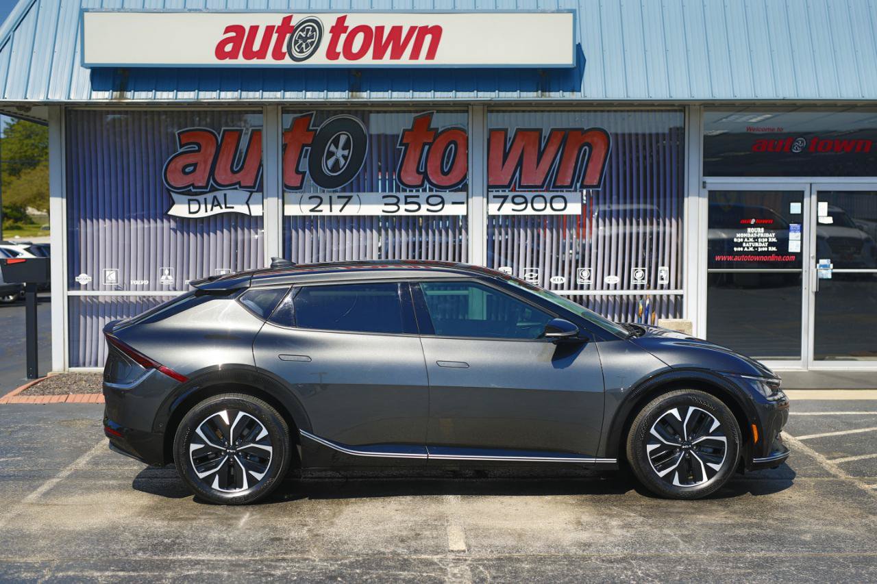 Used 2022 Kia EV6 Wind w/ Wind Technology Package AWD/4WD image 21