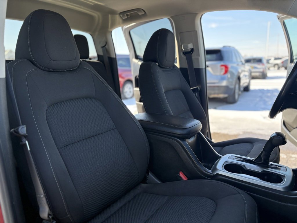 Used 2020 Chevrolet Colorado LT image 18